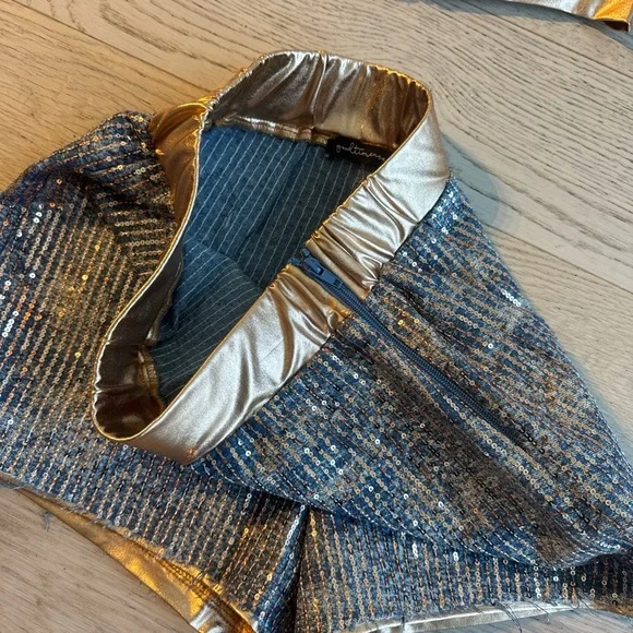 Denim gold sequin jacket and shorts set size medium - Picture 5 of 5